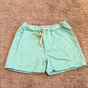 Sheffield shorts in Grace Bay Green